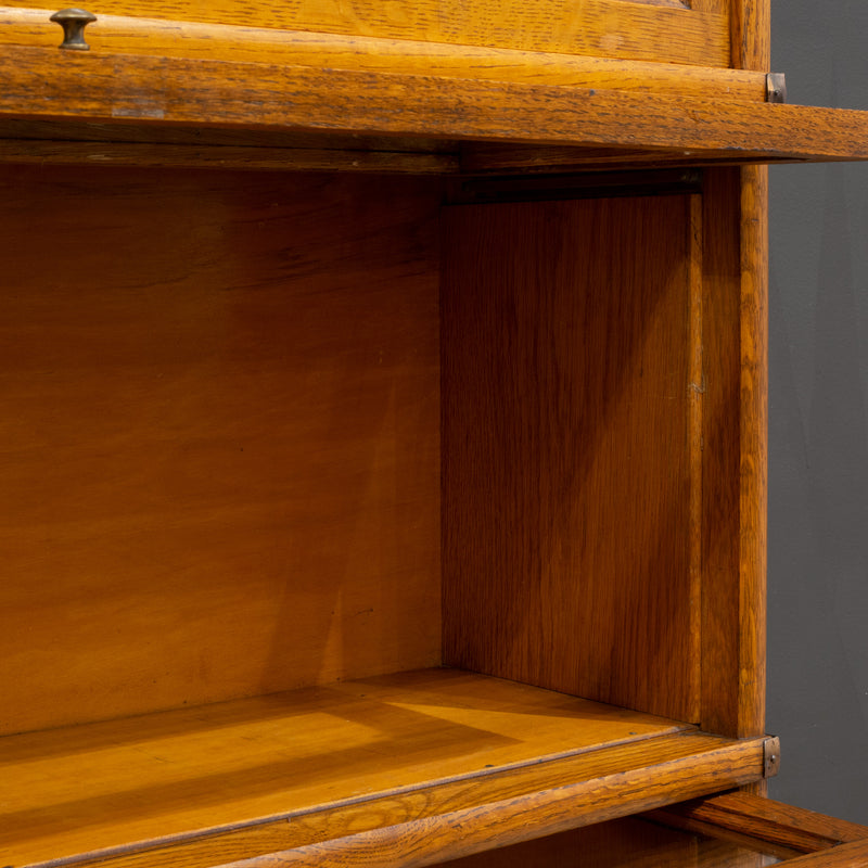 Early 20th c. Globe-Wernicke Quarter-Sawn Oak 6 Stack Lawyer's Bookcase c.1910