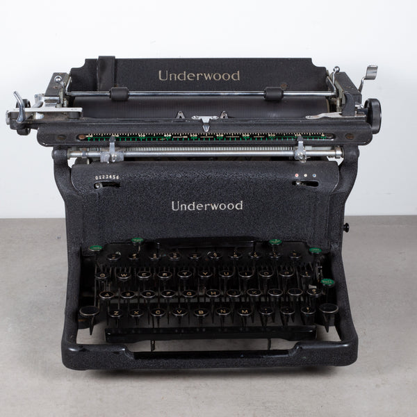 Antique Underwood Typewriter c.1945