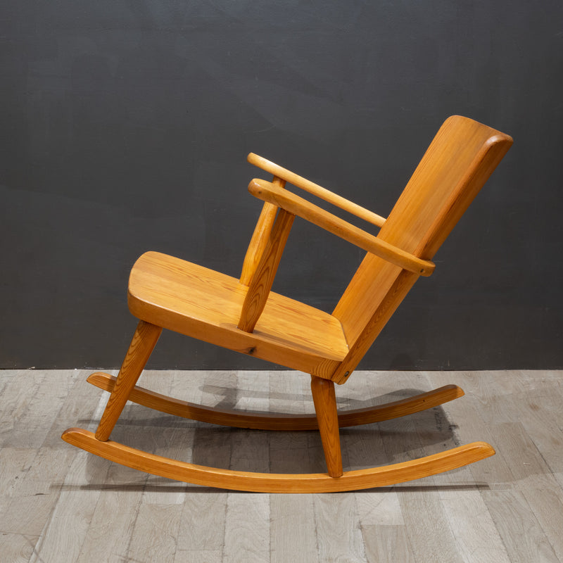Nordic Pine Rocking Chair by Göran Malmval for Svensk Fur, Sweden c.1950