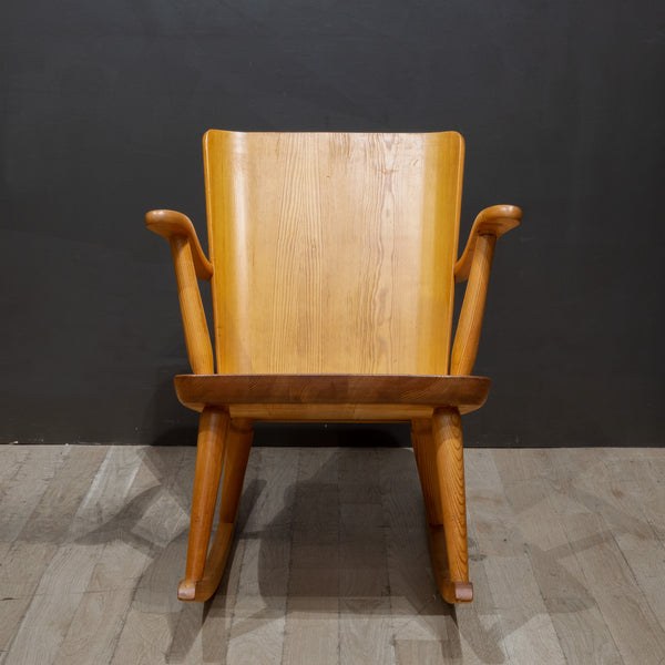 Nordic Pine Rocking Chair by Göran Malmval for Svensk Fur, Sweden c.1950