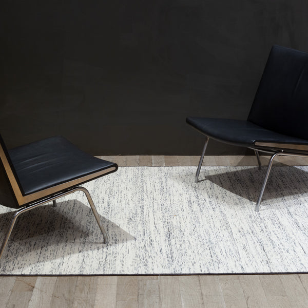 100% Merino Wool Tilkka Area Rug by Fells Andes 5' x 7'