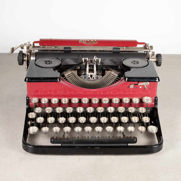 Rare Two Tone Royal "P" Portable Typewriter c.1928
