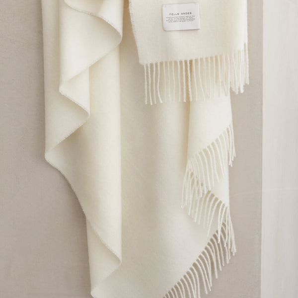 Dimma Throw, Cream 100% Baby Alpaca by Fells Andes