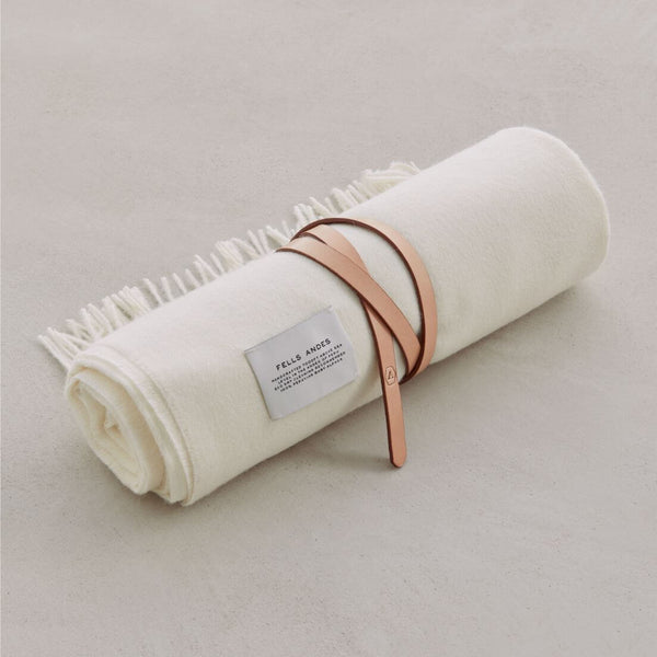 Dimma Throw, Cream 100% Baby Alpaca by Fells Andes