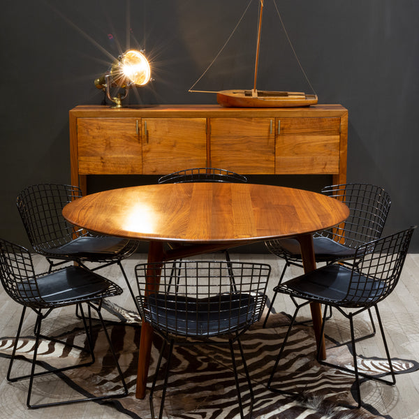 Solo Round Table by De La Espada