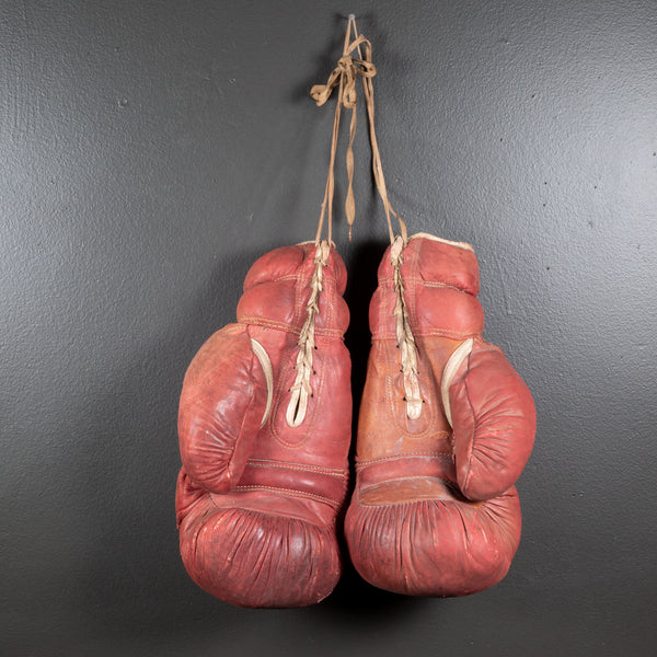 Large Vintage Gold Smith Leather Boxing Gloves c.1950